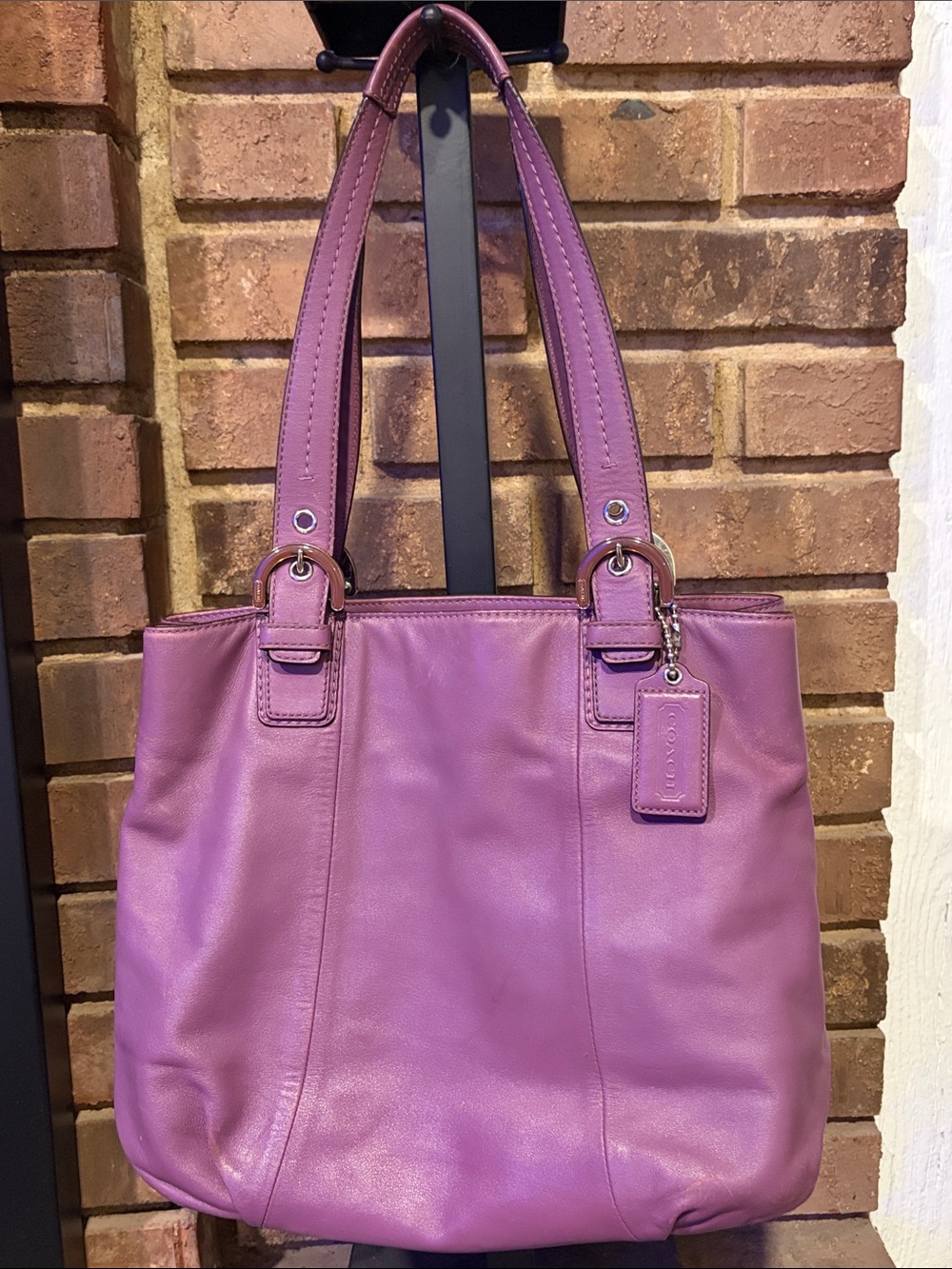 Vintage 2000s y2k Coach Purple Leather Hamptons Purse w/Dust Bag